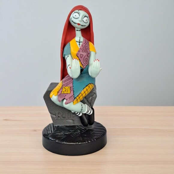 Sally - Nightmare B4 Christmas Cable Guys Phone & Game Controller Holder Stand - Picture 1 of 7